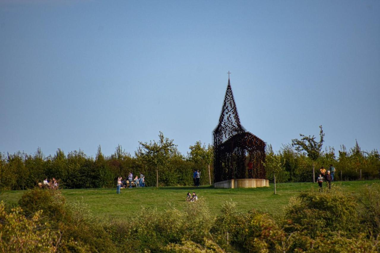 Vakantiewoning Mierzicht met privé wellness Boekhout Buitenkant foto
