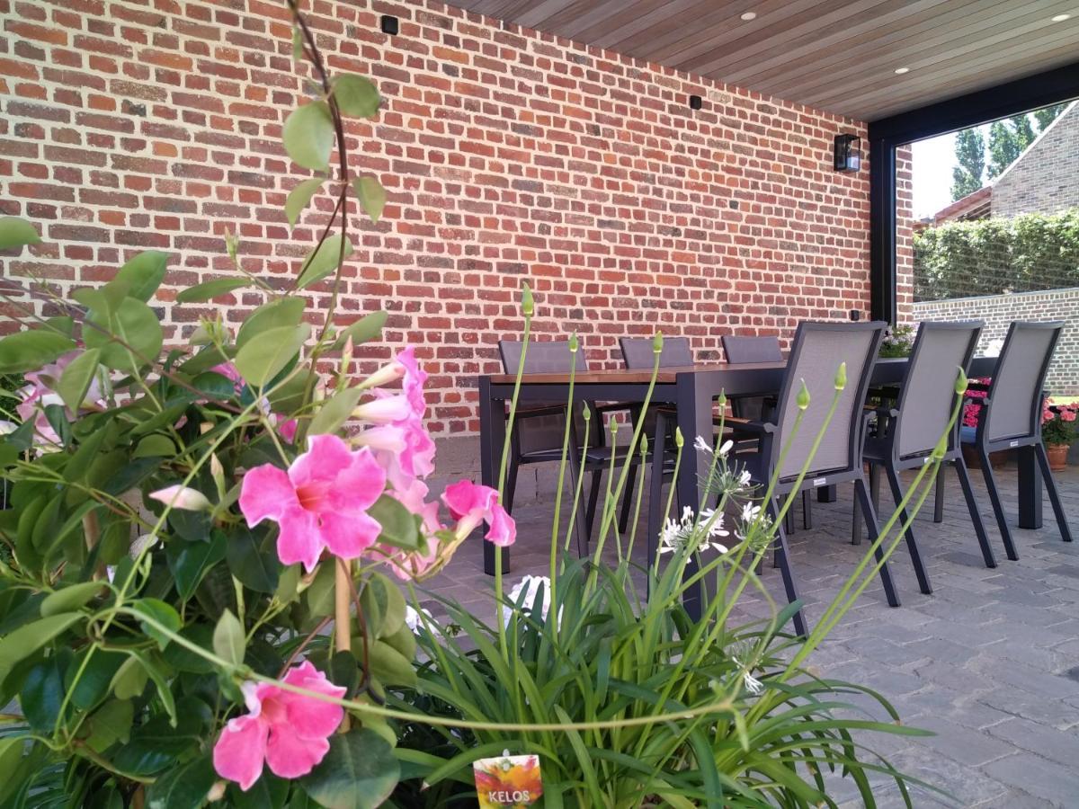 Vakantiewoning Mierzicht met privé wellness Boekhout Buitenkant foto