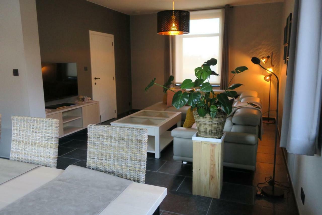 Vakantiewoning Mierzicht met privé wellness Boekhout Buitenkant foto