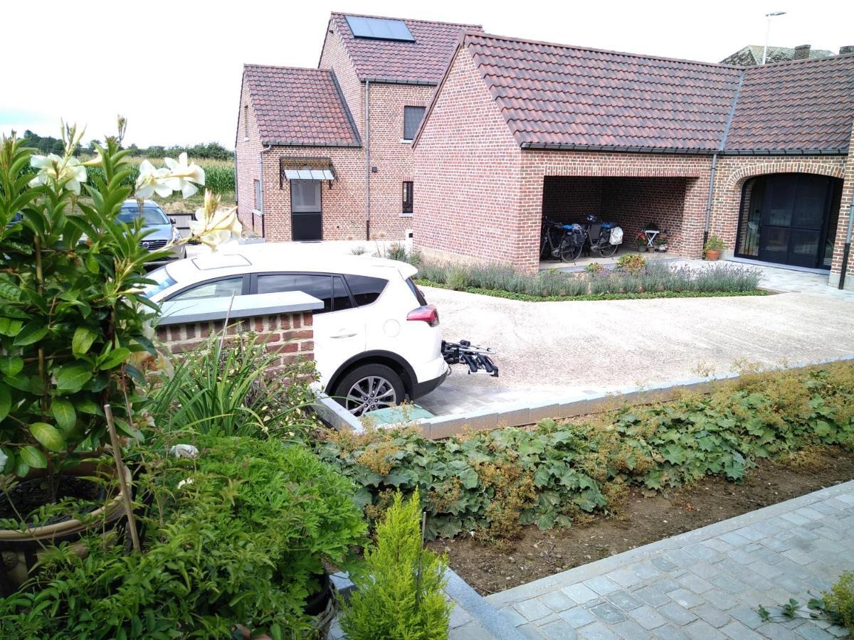 Vakantiewoning Mierzicht met privé wellness Boekhout Buitenkant foto